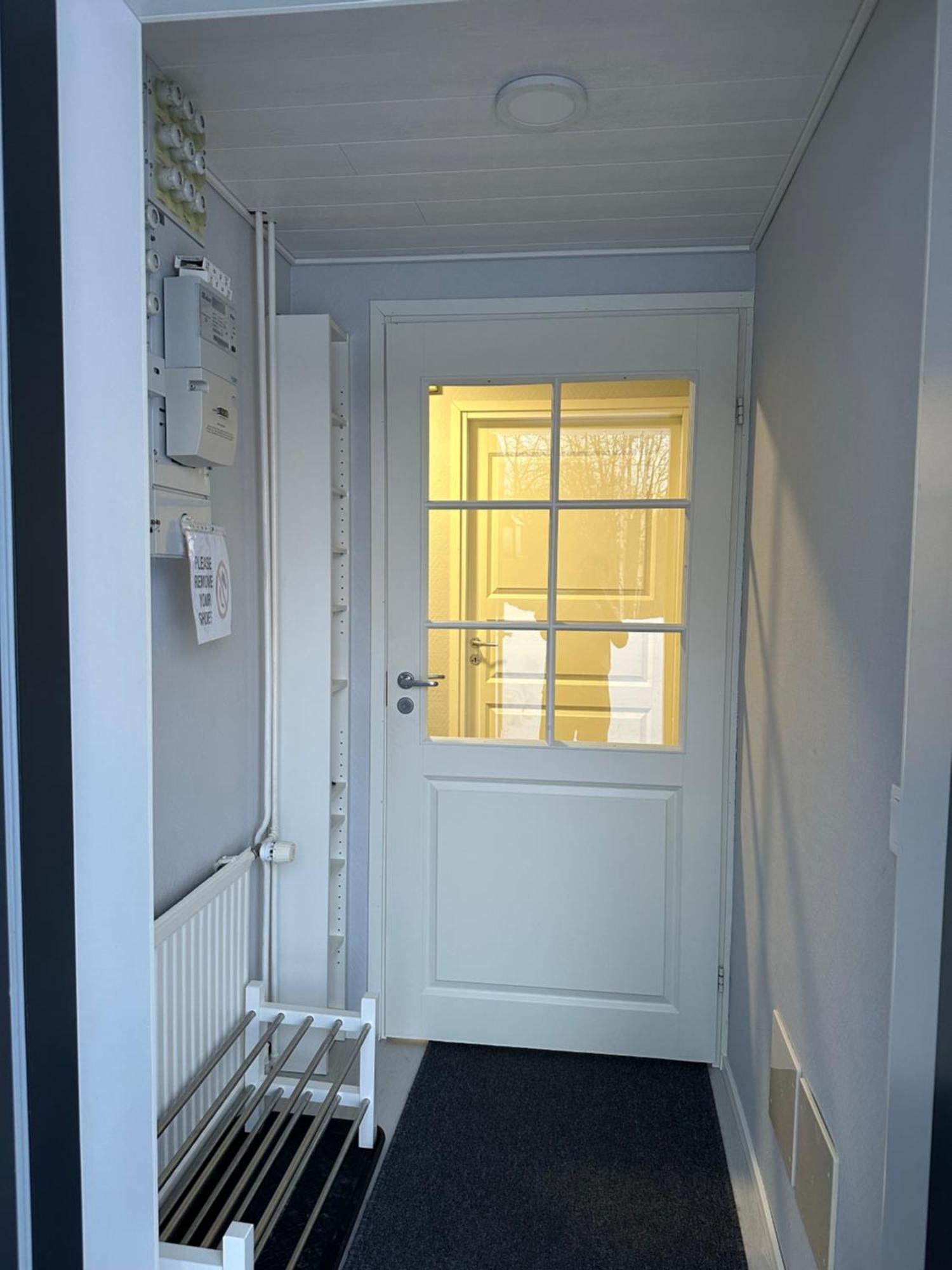 Your Home Away From Home! โรวานิเอมิ ภายนอก รูปภาพ